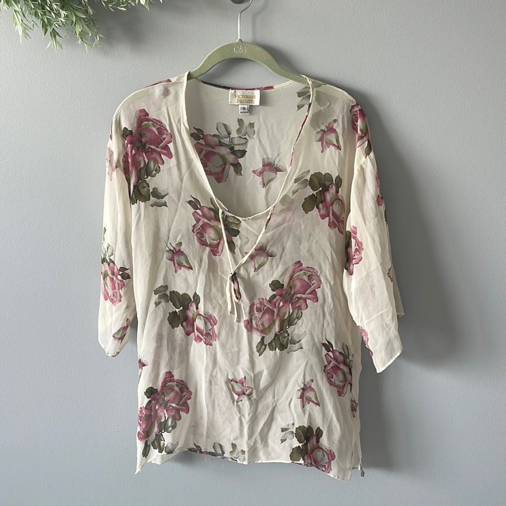 RARE Vintage Victoria’s Secret Gold Label 100% Silk Floral Blouse Size Small